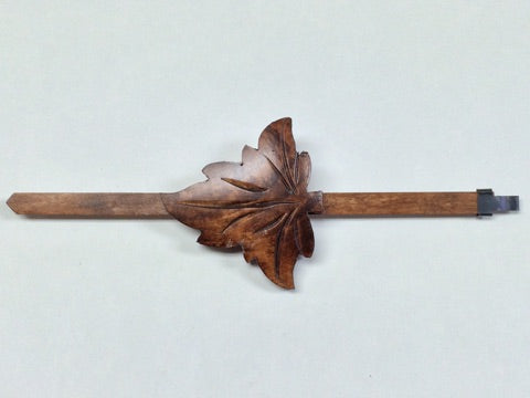 AP11 - 8 Day Maple Leaf Pendulum