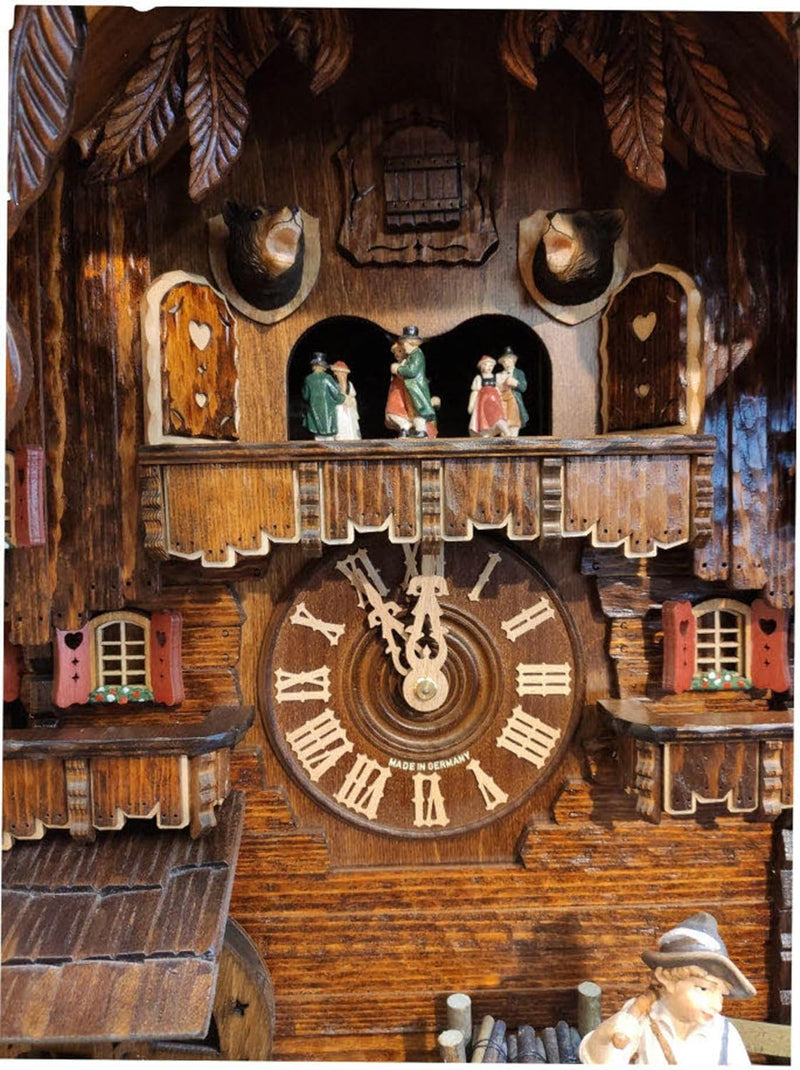 KU37488EX - 8 Day Musical Chalet with Boy and Animals