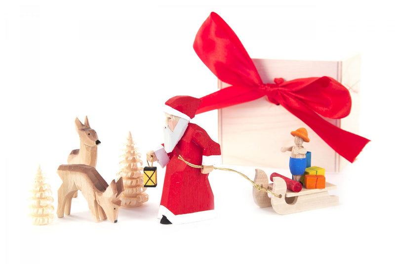 103/001B - Chip Box with Santa & Deer