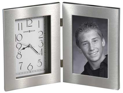645-677 - Lewiston Picture Frame Clock